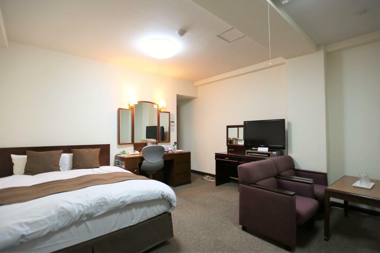 Hotel Yokosuka Eksteriør billede